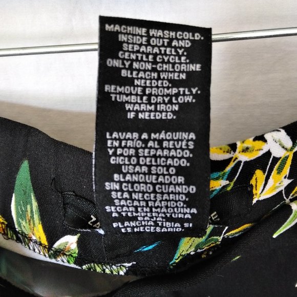 NWT ZAC & RACHEL  PETITE  CROP PANTS  SZ 6P - Picture 5 of 5